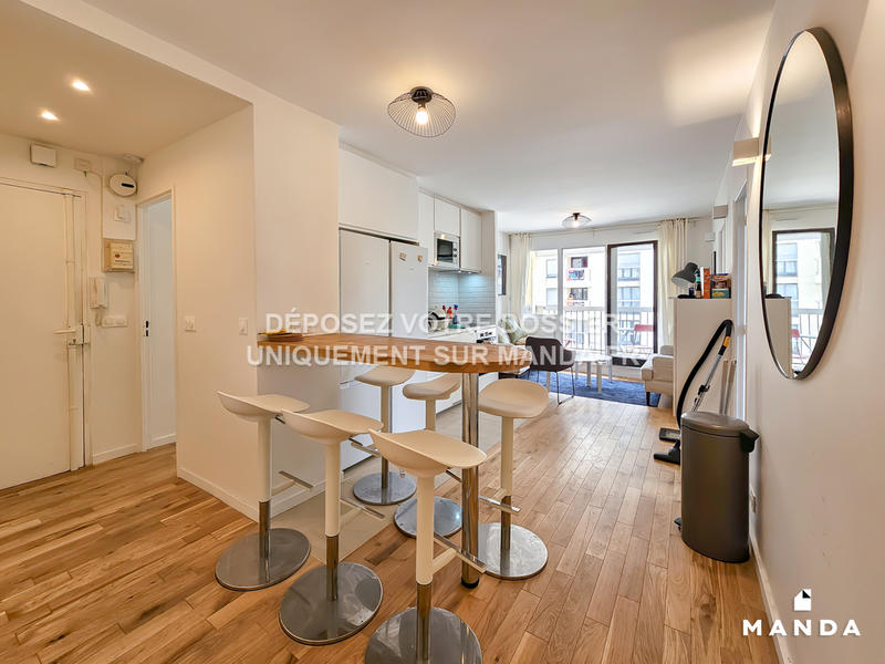 Chambre - 9 m² - 7 pièces