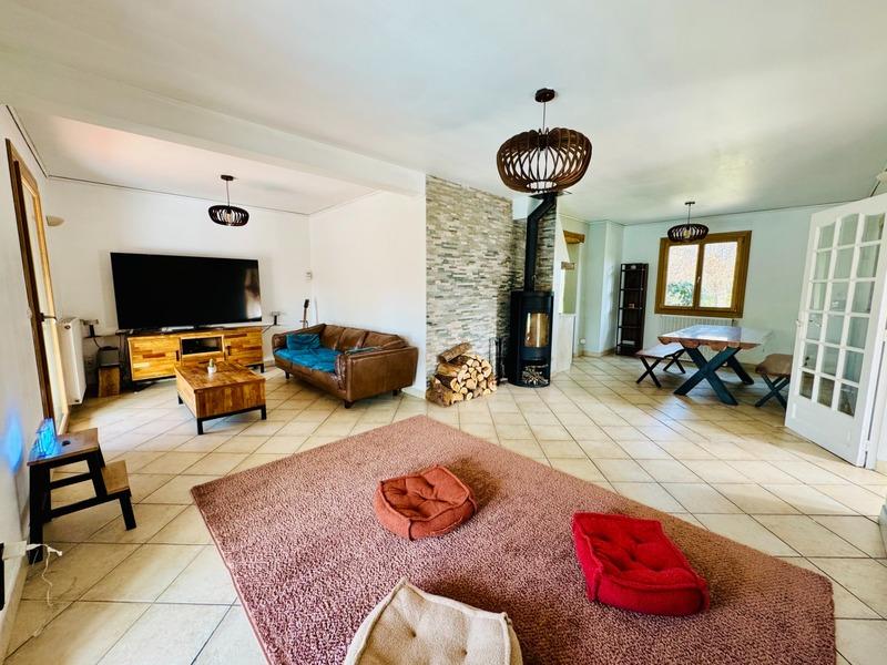 Maison - 123 m² - 6 pièces