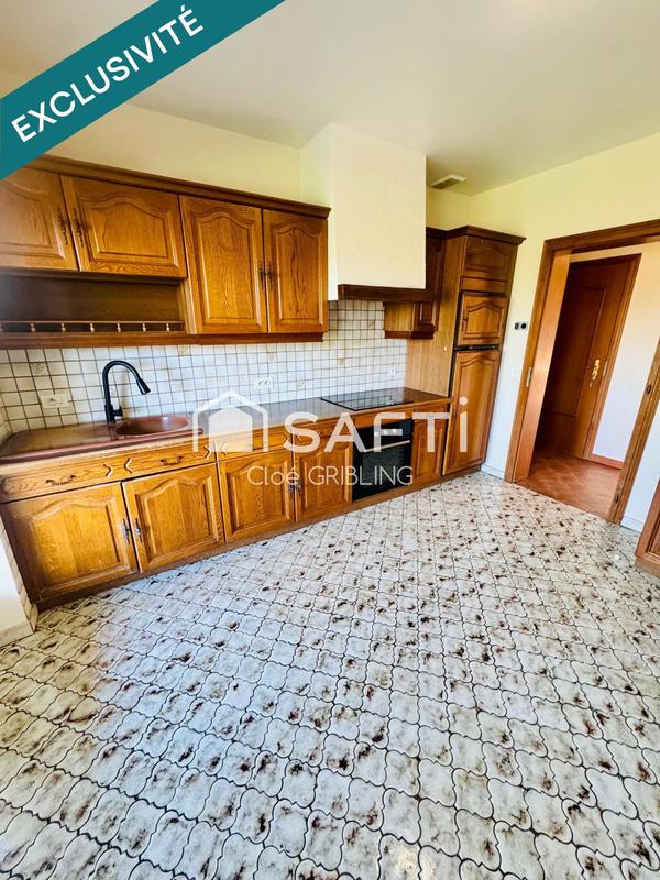 Maison - 239 m² - 7 pièces