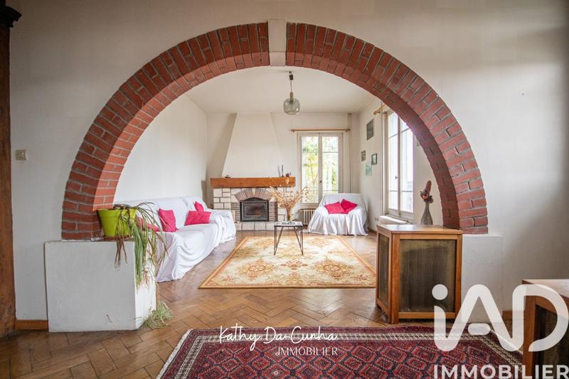 Maison de maîtres - 246 m² - 10 pièces