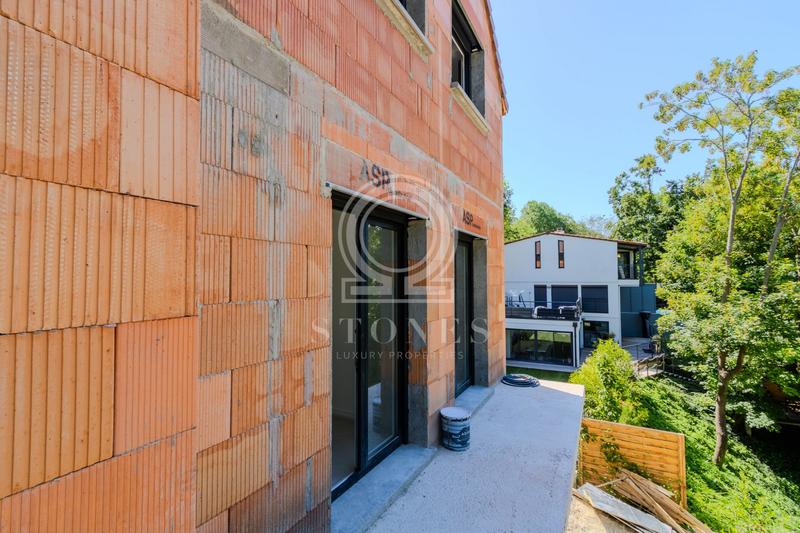 Maison - 116 m² - 6 pièces