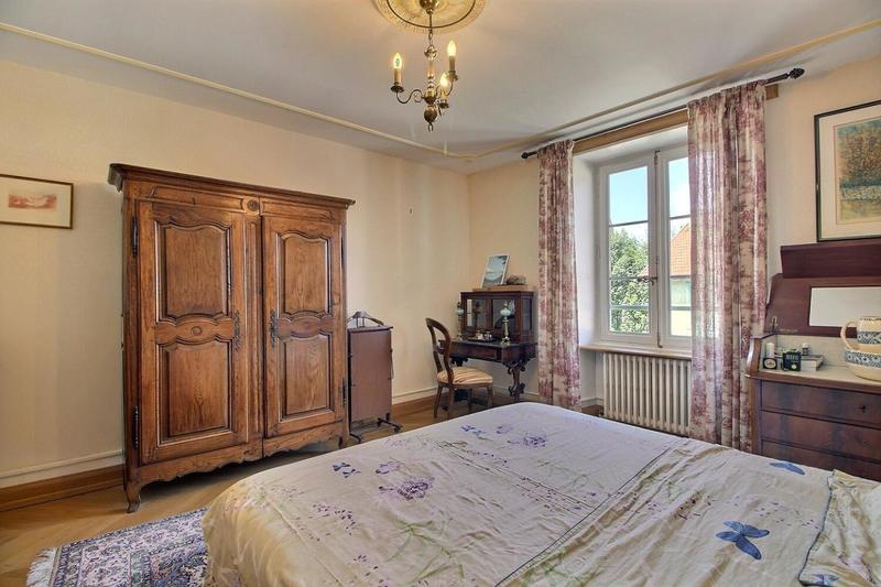 Maison - 313 m² - 10 pièces