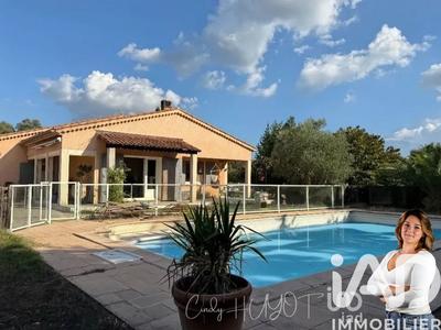 Maison - 180 m² - 10 pièces