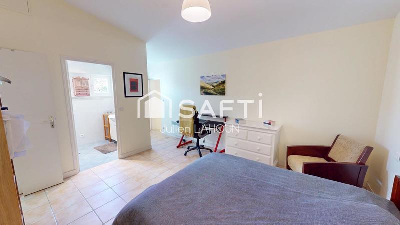 Maison - 165 m² - 7 pièces