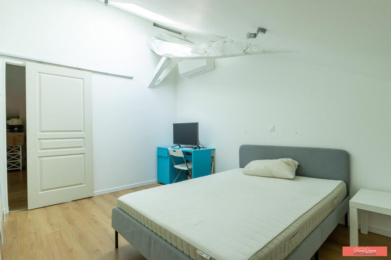 Appartement - 120 m² - 5 pièces