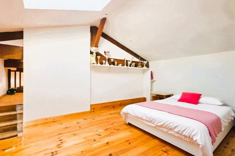 Maison en pierre - 150 m² - 7 pièces