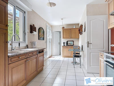 Maison - 152 m² - 7 pièces