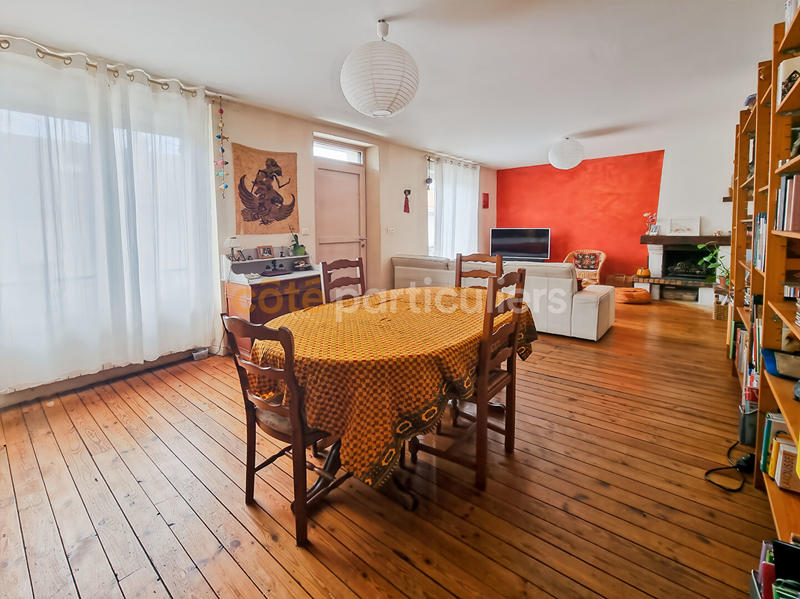 Maison - 127 m² - 7 pièces