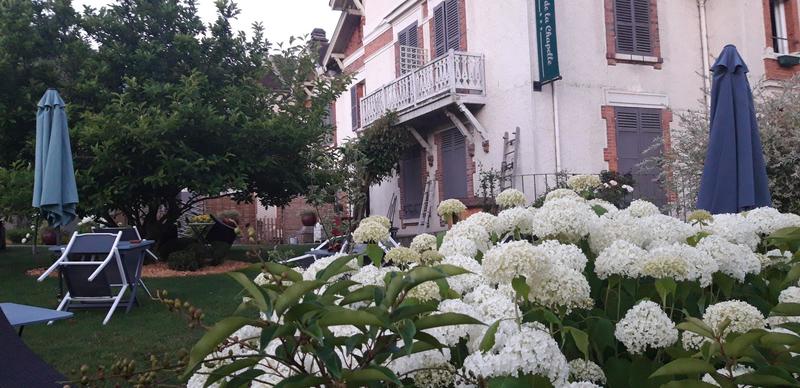 Maison de maîtres - 576 m² - 26 pièces