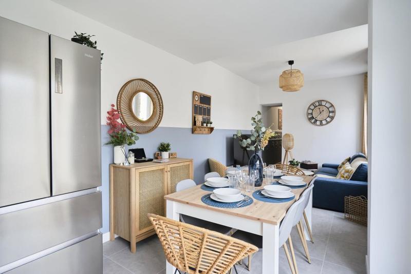 Maison - 130 m² - 8 pièces