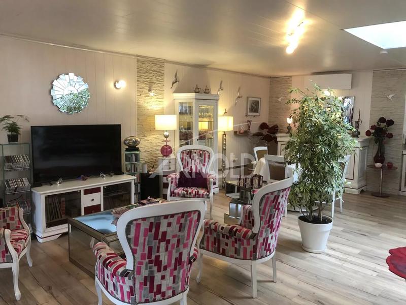 Maison - 120 m² - 5 pièces