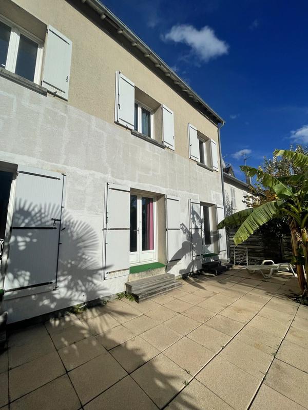 Maison ancienne - 180 m² - 9 pièces