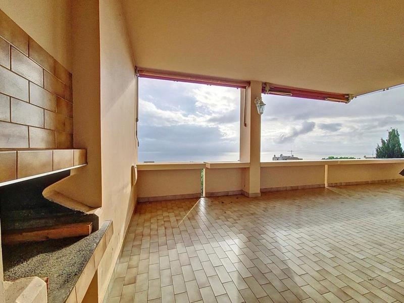 Appartement - 142 m² - 5 pièces