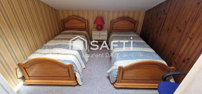 Maison - 184 m² - 9 pièces