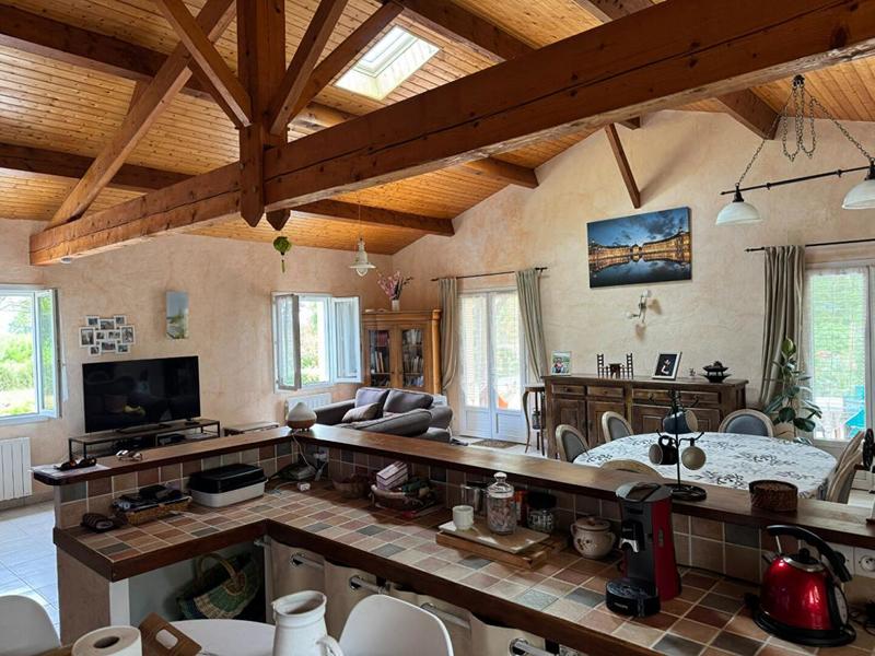 Maison - 138 m² - 4 pièces