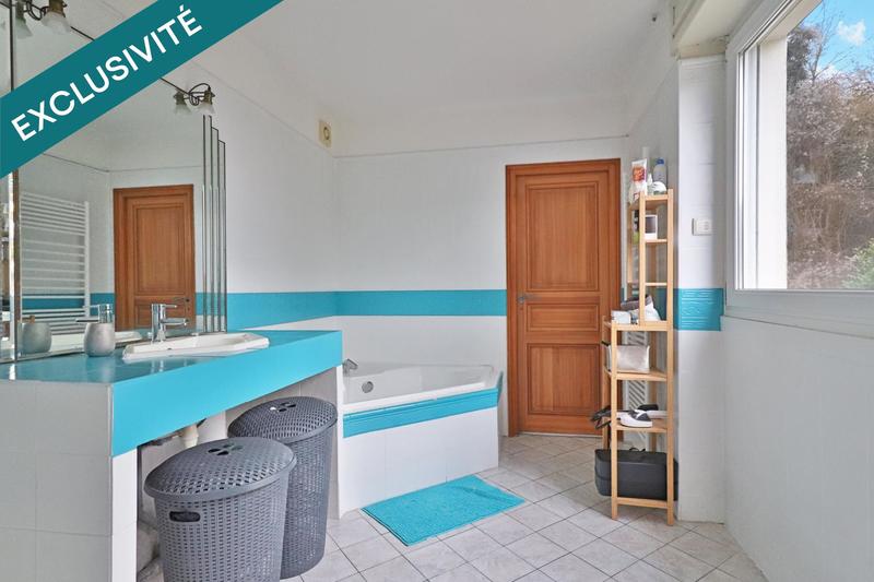 Duplex - 109 m² - 7 pièces