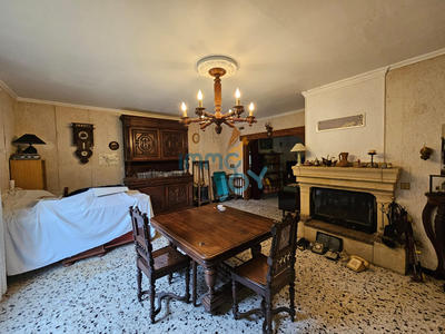 Maison - 93 m² - 4 pièces