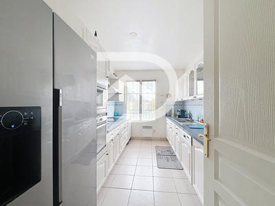 Appartement - 102 m² - 4 pièces