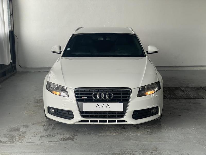 Audi A4 Avant 2.0 Tdi 140ch s line Multitronic