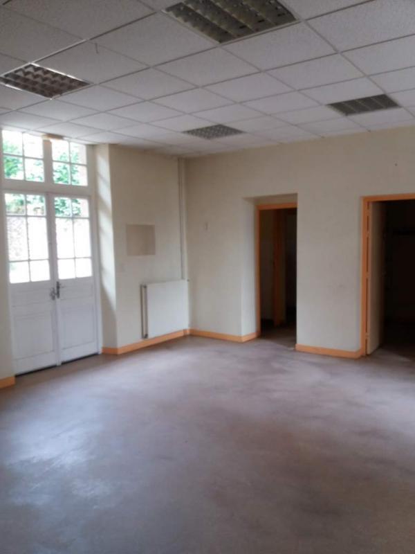 Maison - 500 m² - 20 pièces