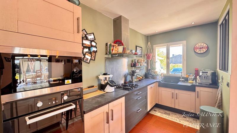 Maison - 130 m² - 7 pièces