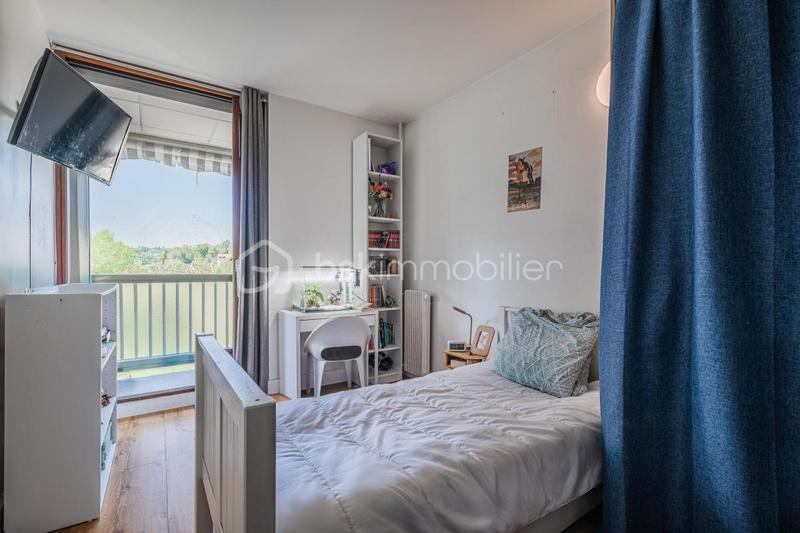 Appartement - 82 m² - 4 pièces