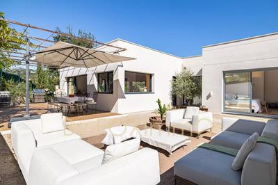 Maison - 170 m² - 5 pièces