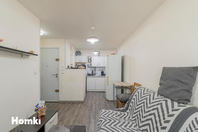 Immeuble - 84 m² - 6 pièces