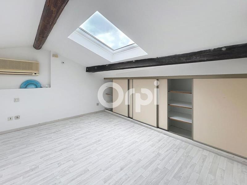 Appartement - 81 m² - 3 pièces