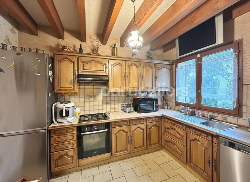 Maison - 93 m² - 5 pièces