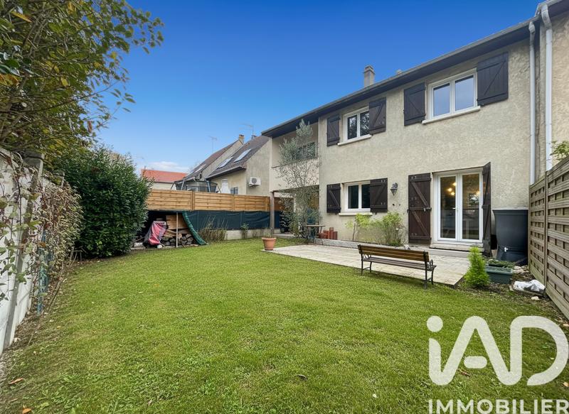 Maison - 96 m² - 5 pièces