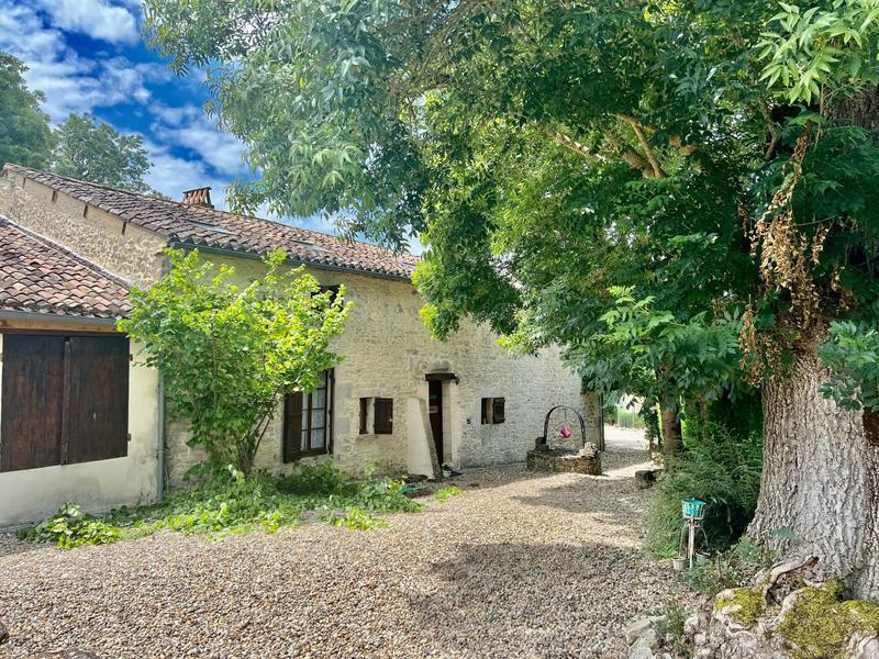 Appartement - 285 m² - 20 pièces