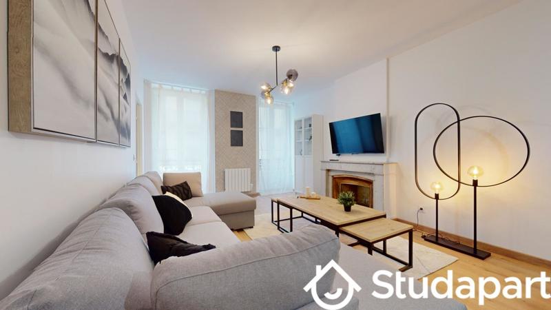 Chambre - 12 m² - 1 pièce