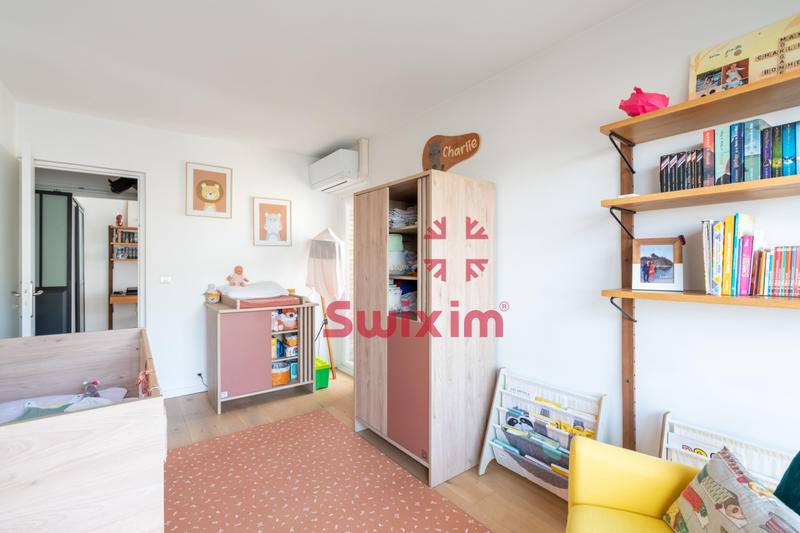 Appartement - 80 m² - 3 pièces