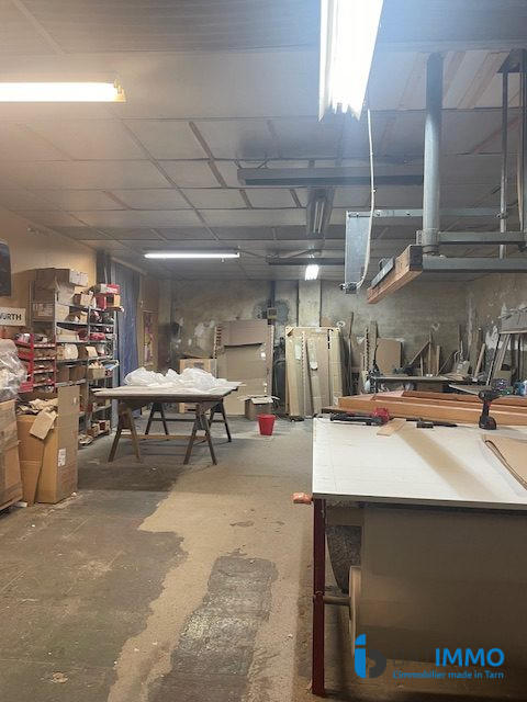 Immeuble - 1 800 m²