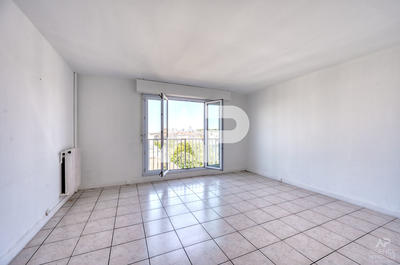 Appartement - 92 m² - 4 pièces