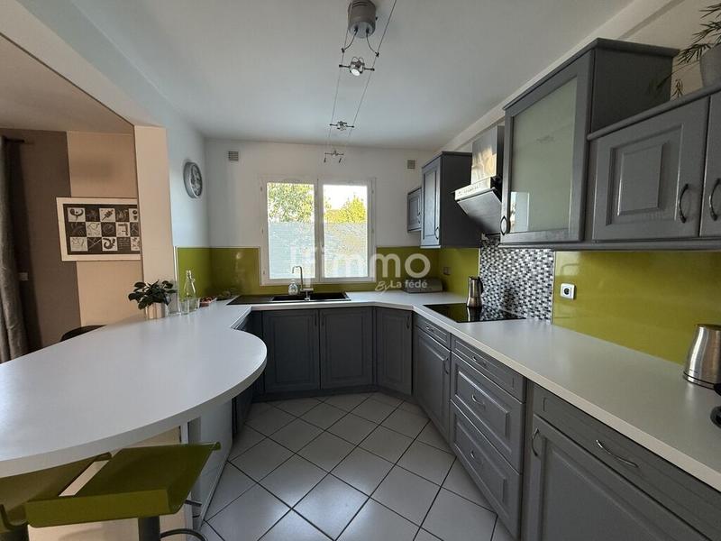 Maison - 94 m² - 5 pièces