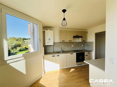 Appartement - 65 m² - 3 pièces