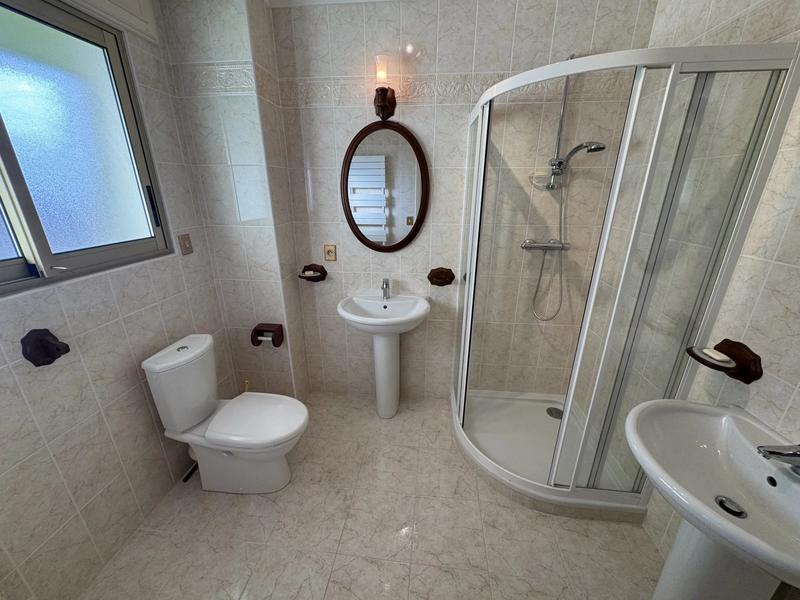 Appartement - 93 m² - 4 pièces