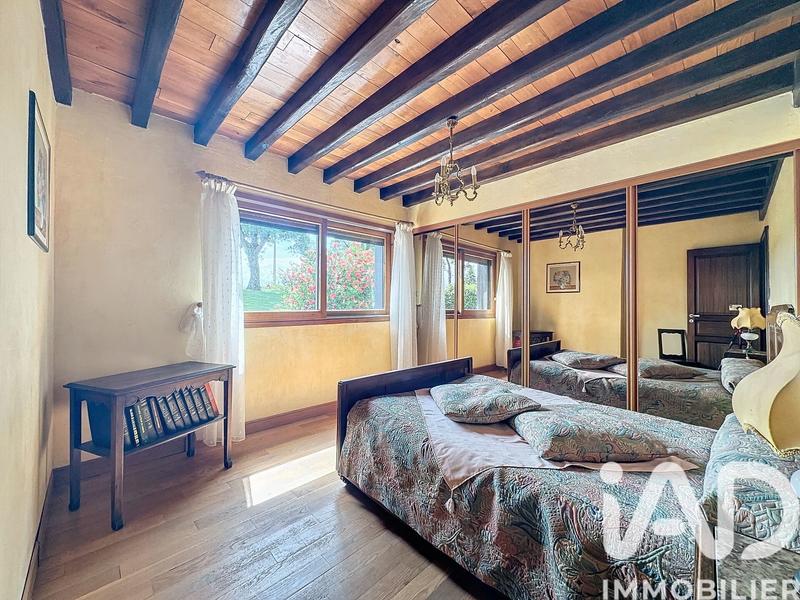 Maison - 170 m² - 5 pièces