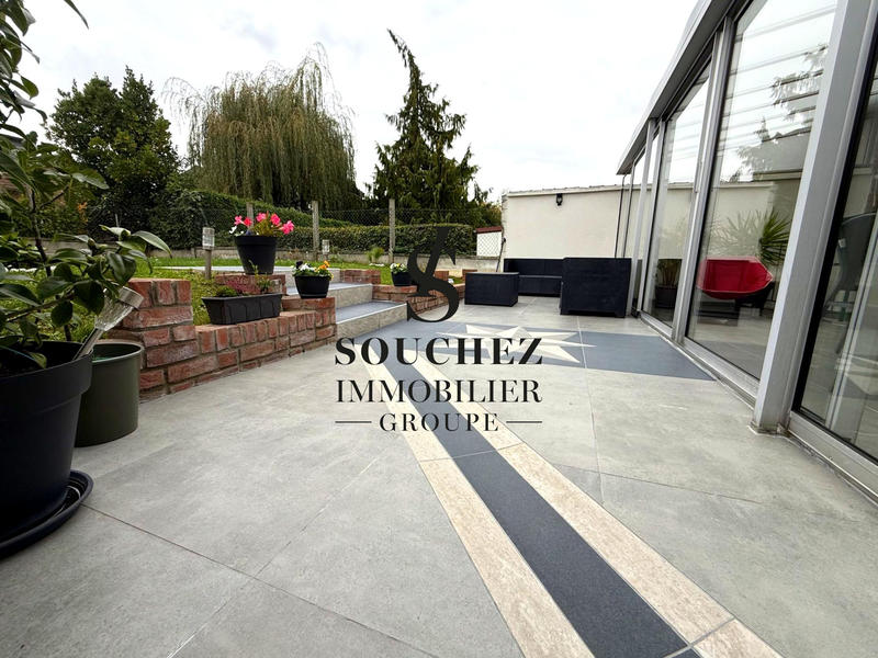 Maison - 102 m² - 5 pièces