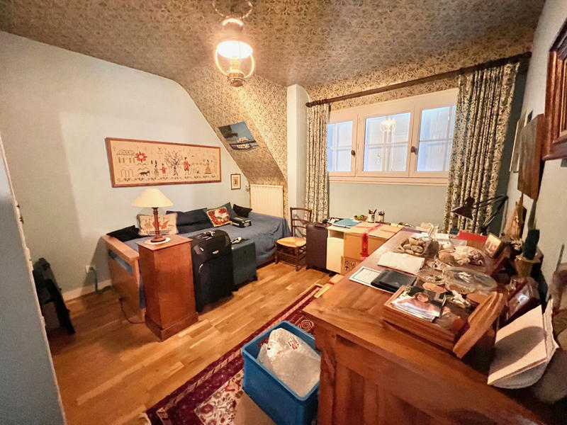 Maison - 145 m² - 7 pièces