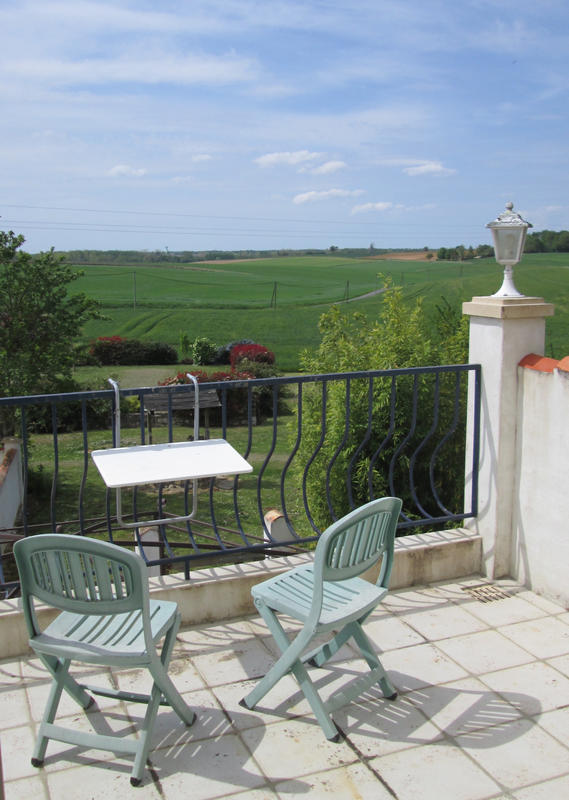 Maison - 592 m² - 27 pièces