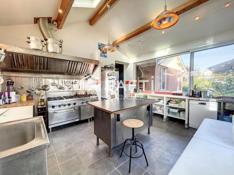 Maison - 175 m² - 7 pièces