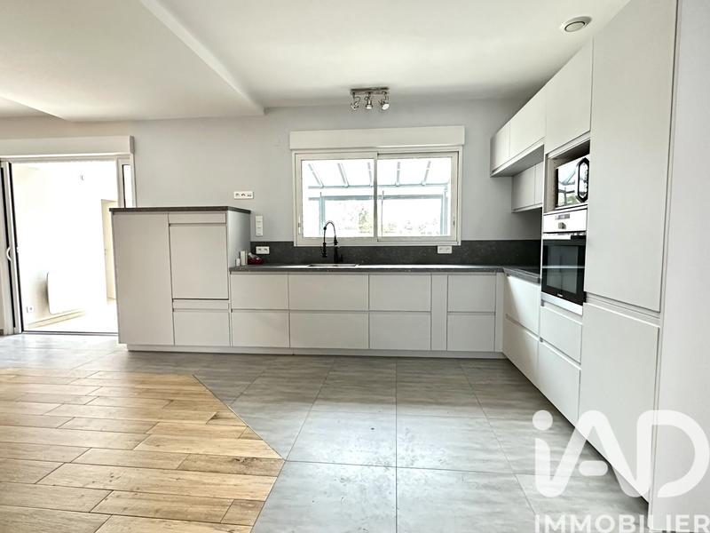 Maison - 168 m² - 6 pièces