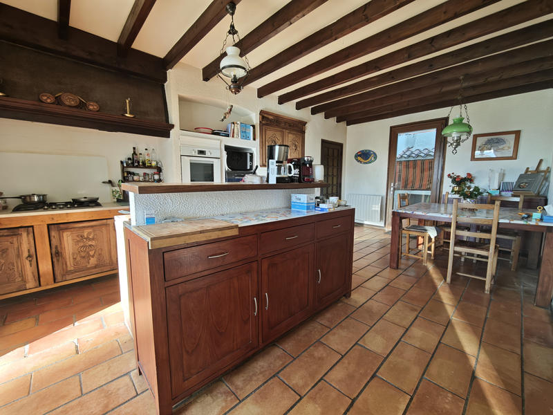 Maison - 410 m² - 9 pièces