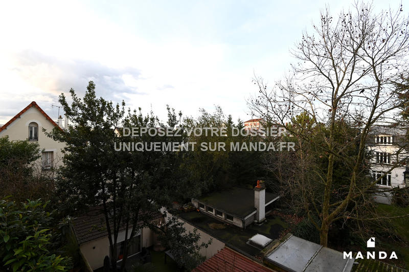 Chambre - 11 m² - 4 pièces