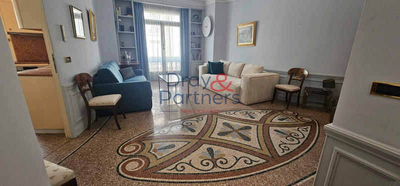 Appartement - 70 m² - 2 pièces