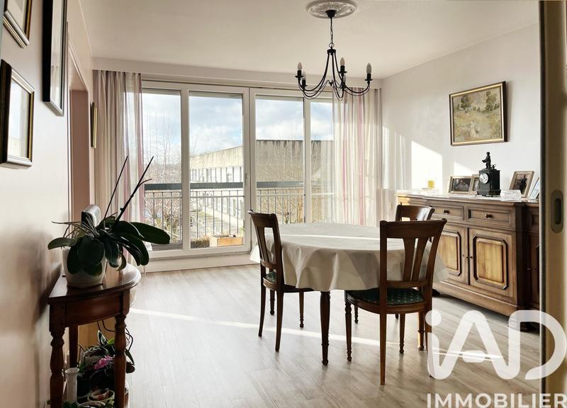 Appartement - 82 m² - 4 pièces
