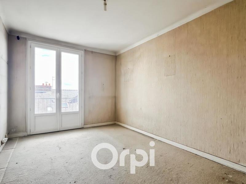 Appartement - 90 m² - 4 pièces